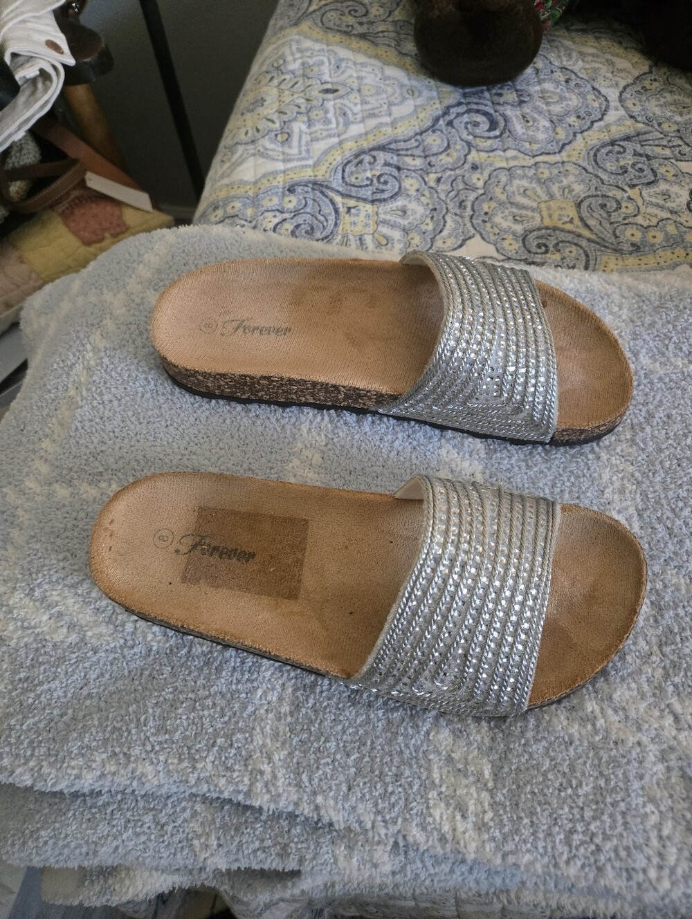 Forever Silver Beaded Slide Sandals - Women's size 8 - Picture 2 of 5